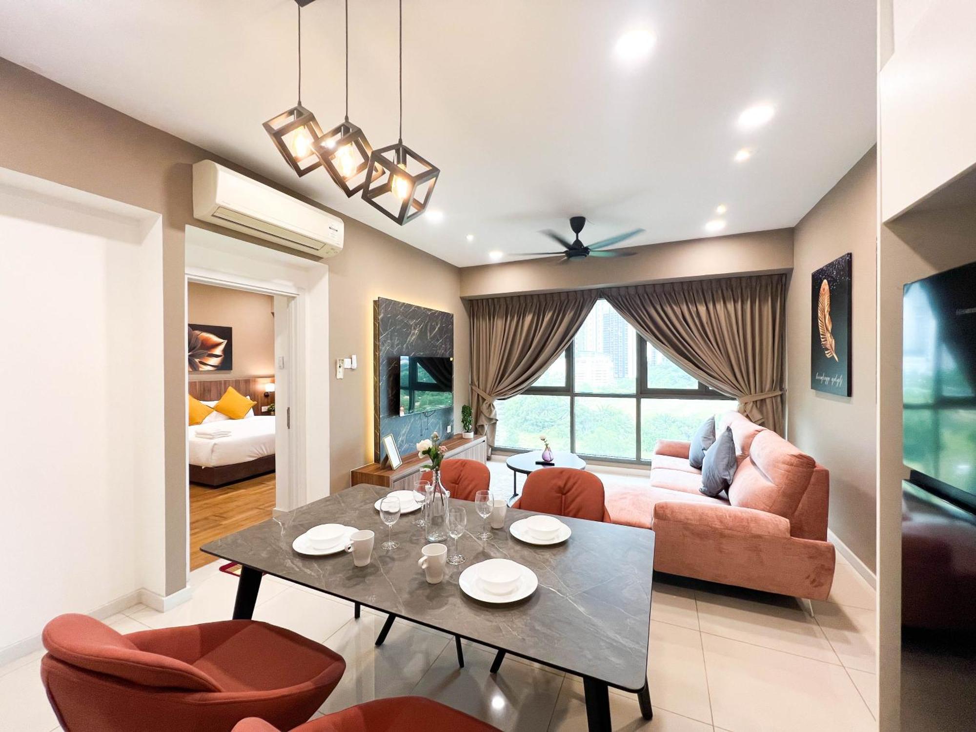 נוסג'יה Iskandar Residence By Rr Jbcity מראה חיצוני תמונה